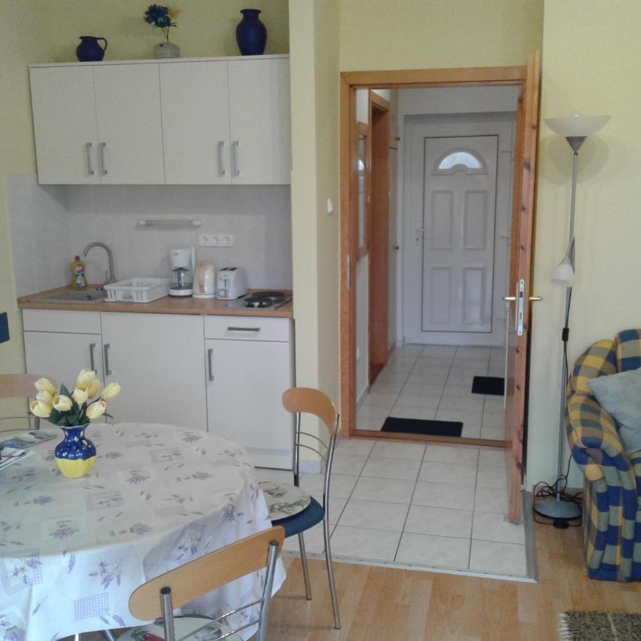 Molnar Apartman Hévíz Buitenkant foto